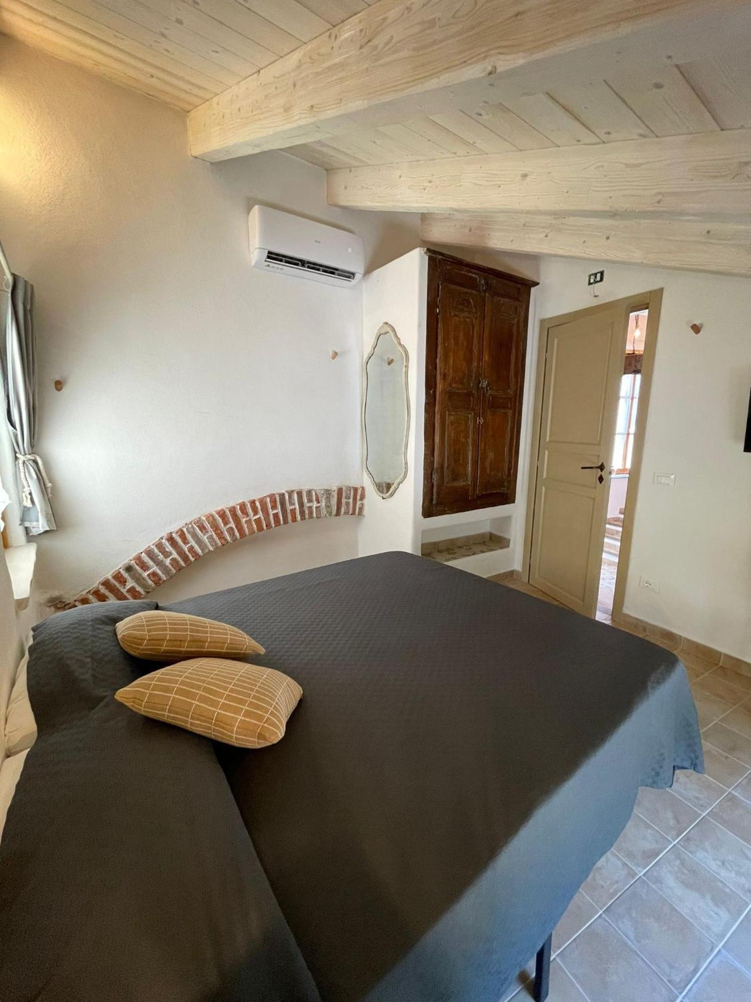 Hotel A Burga Du Muntin Spotorno Camera foto