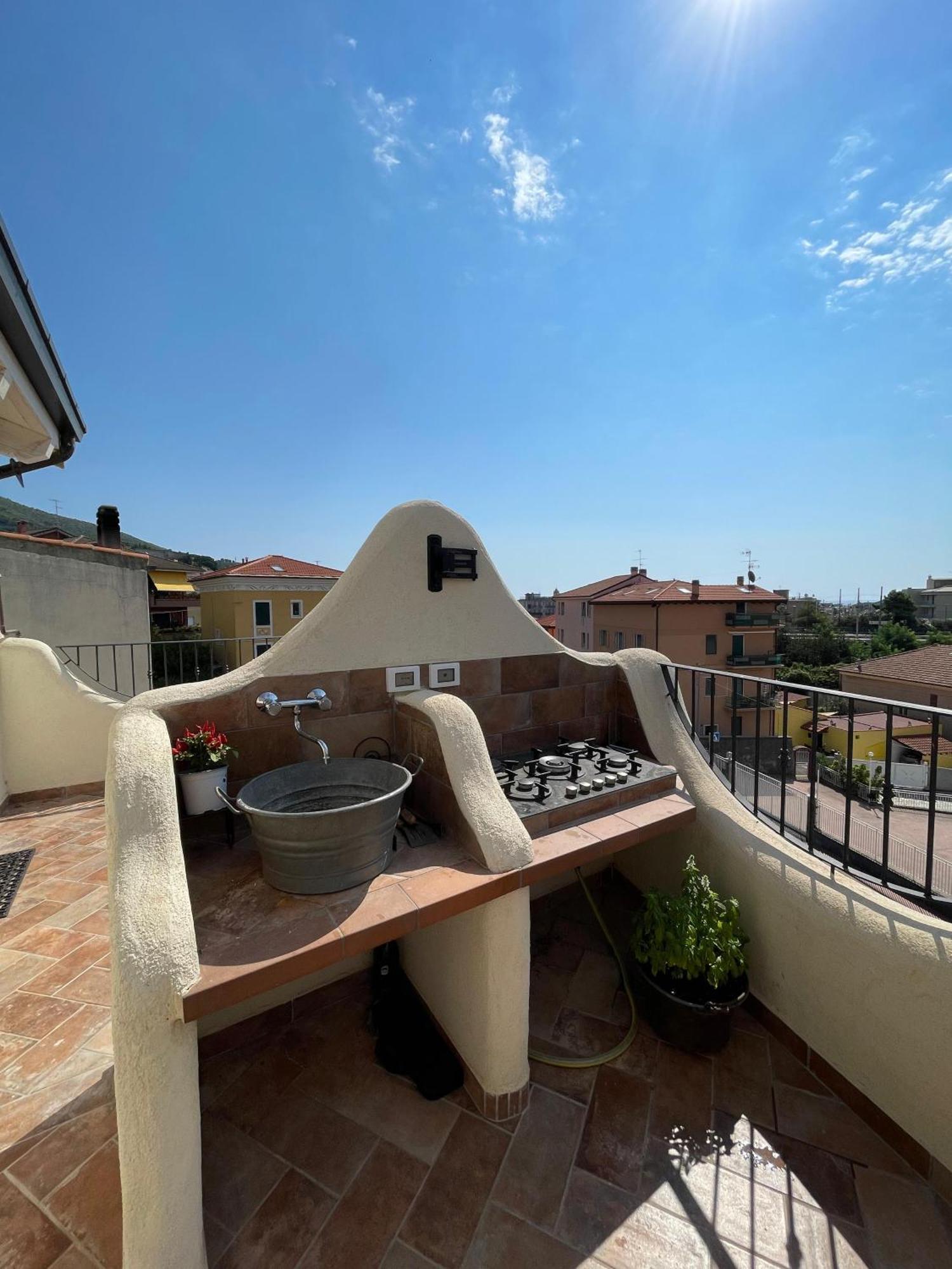Hotel A Burga Du Muntin Spotorno Esterno foto